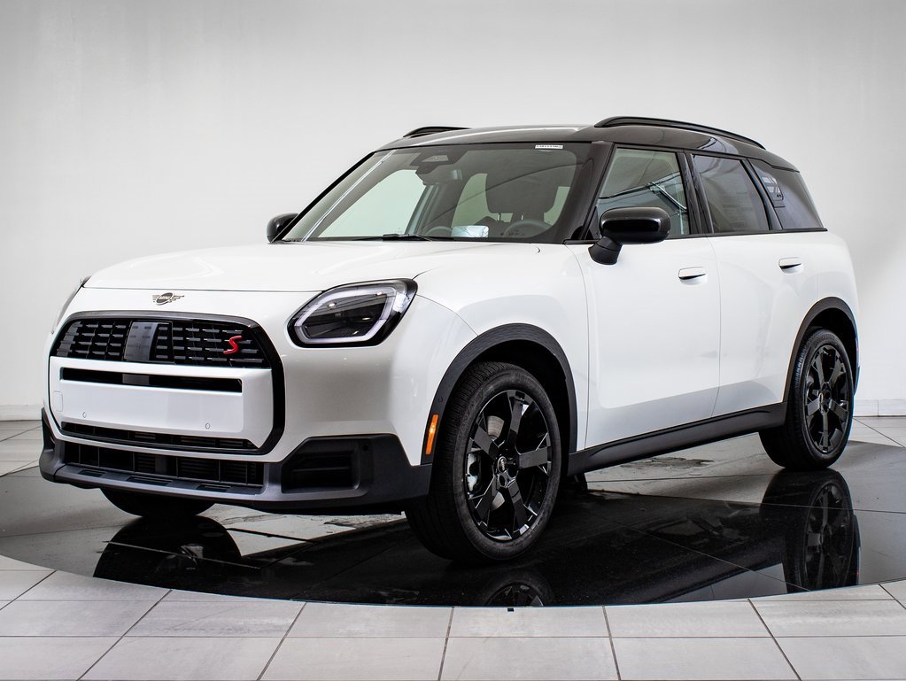 2025 MINI Countryman S's photo