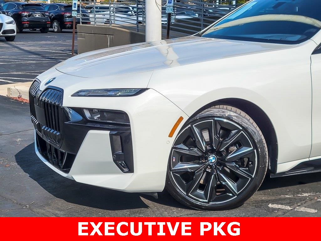 Used 2023 BMW i7 Base with VIN WBY53EJ05PCN43408 for sale in Naperville, IL