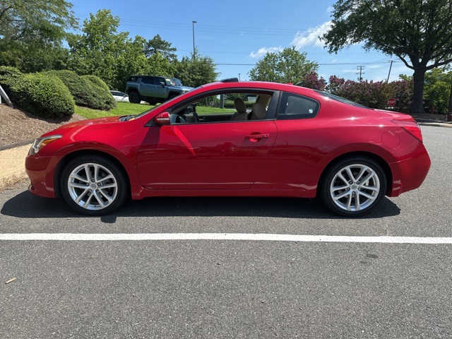 2012 Nissan Altima 3.5 SR photo 2