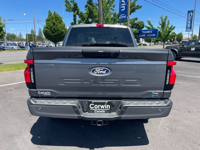 2025 Ford F-150 Lightning photo 16
