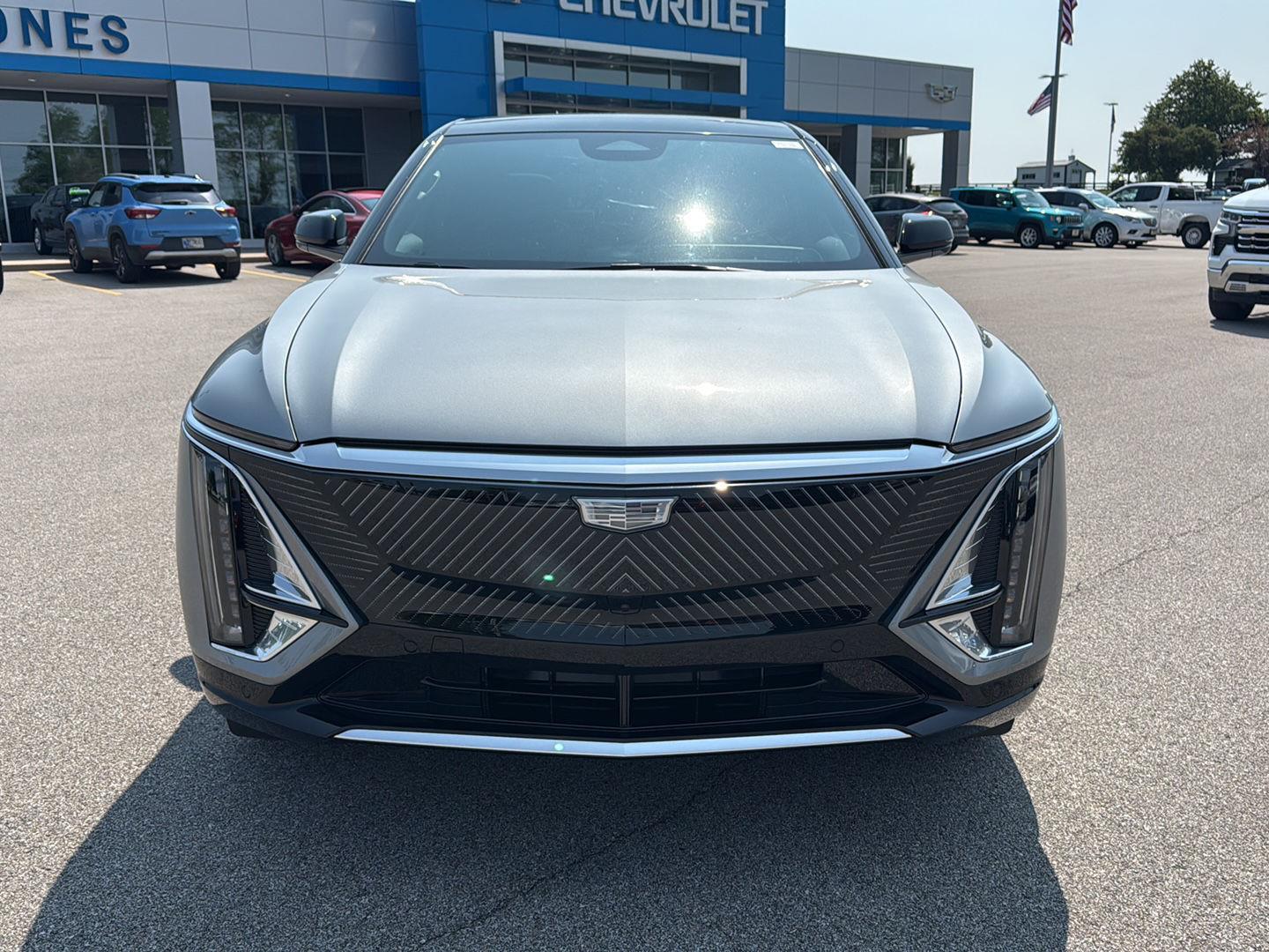 2025 Cadillac Lyriq Luxury photo 14