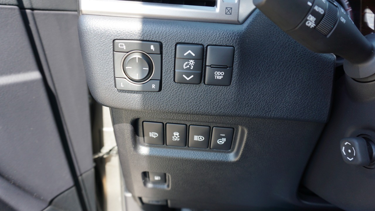 2023 Lexus GX Premium photo 20