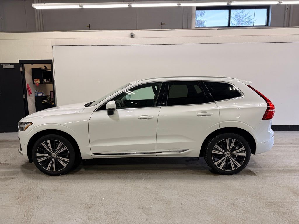 Used 2023 Volvo XC60 Plus with VIN YV4L12RE2P1301052 for sale in Golden Valley, Minnesota