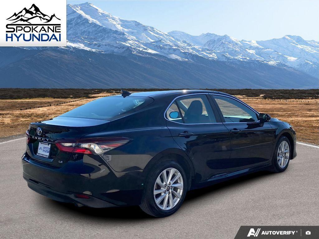 2022 Toyota Camry LE photo 4