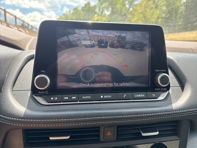 2023 Nissan Rogue SV photo 24