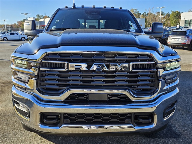2026 Ram 3500 Tradesman photo 2
