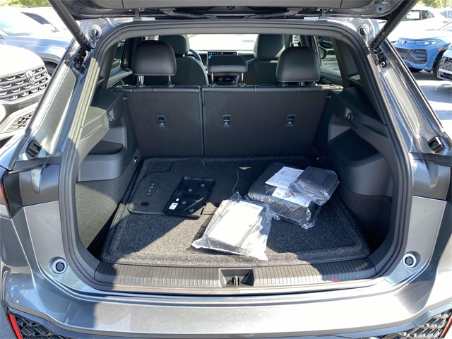 2025 Volkswagen Tiguan SE R-Line Black photo 8