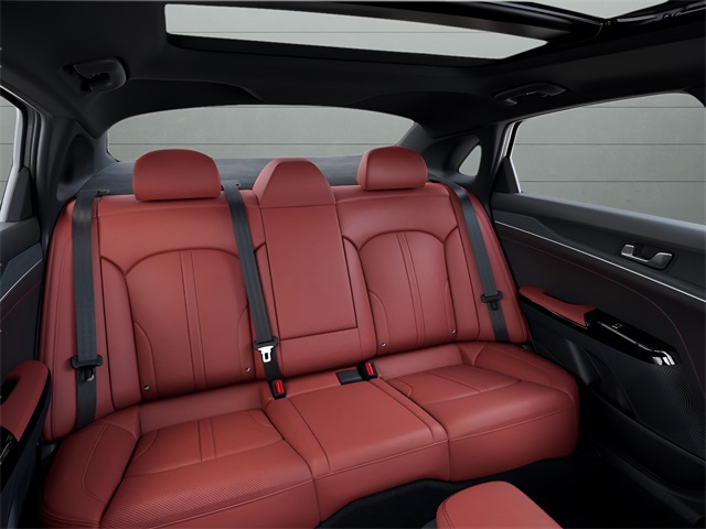 2025 Kia K5 GT-Line photo 11