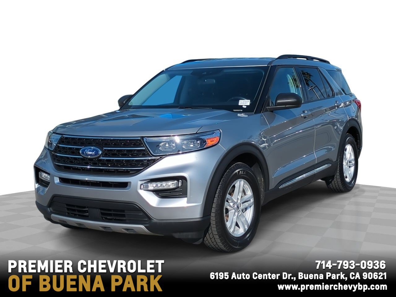 2023 Ford Explorer XLT's photo