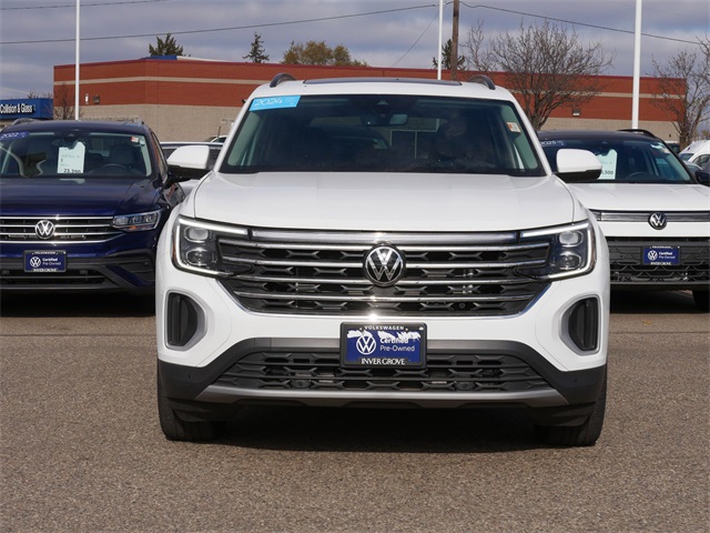 Certified 2024 Volkswagen Atlas SE w/Tech with VIN 1V2KR2CA8RC501338 for sale in Inver Grove Heights, Minnesota