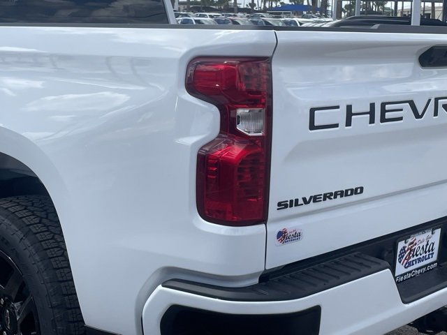 2026 Chevrolet Silverado 1500 Custom photo 10