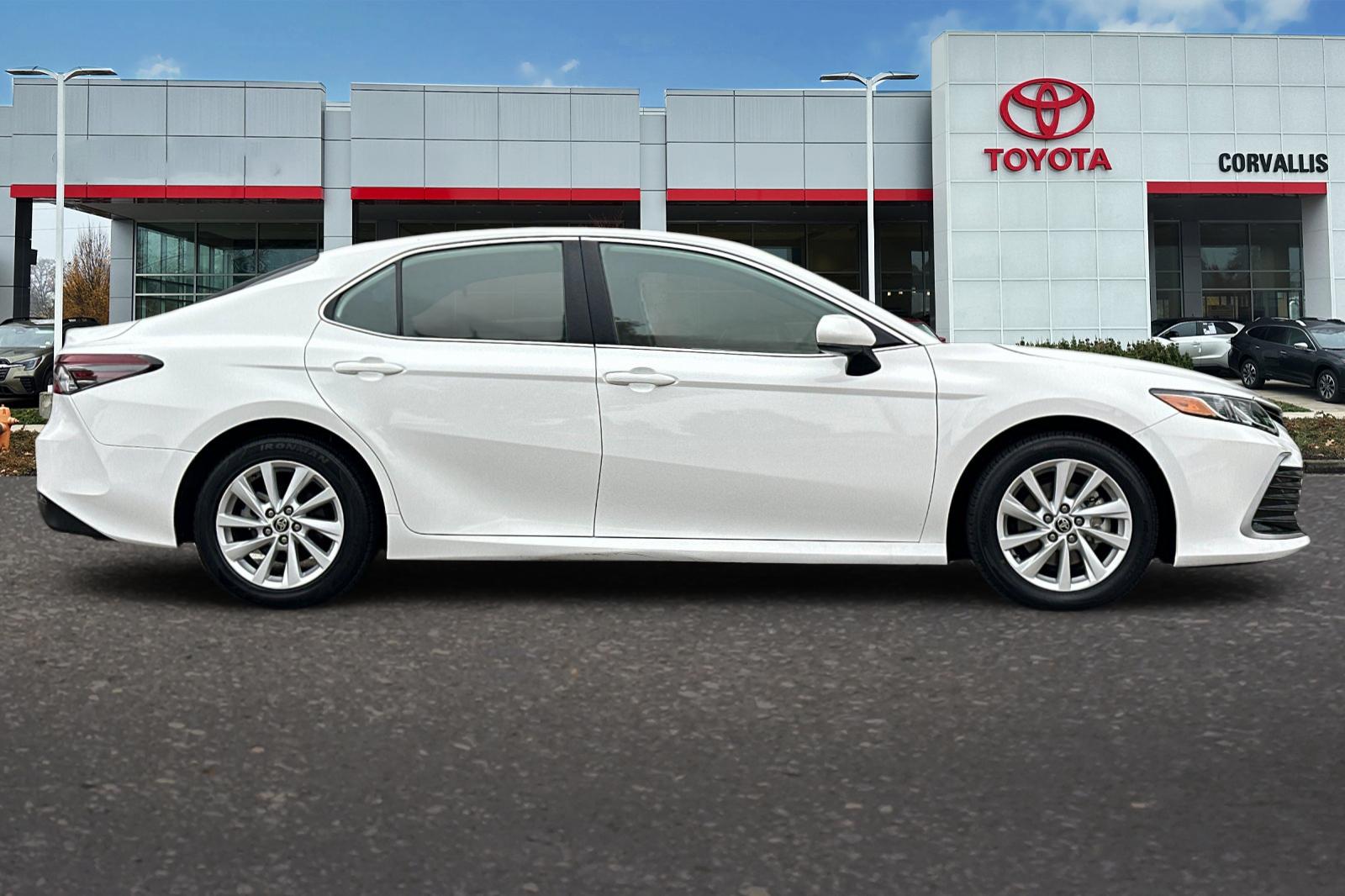 2024 Toyota Camry LE photo 2