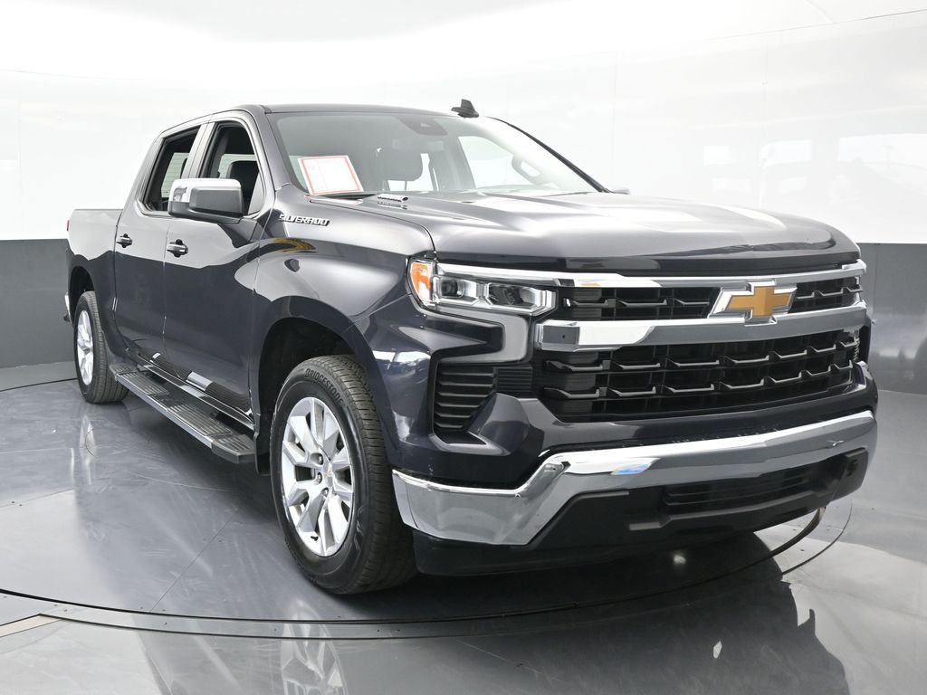 2023 Chevrolet Silverado 1500 LT photo 9