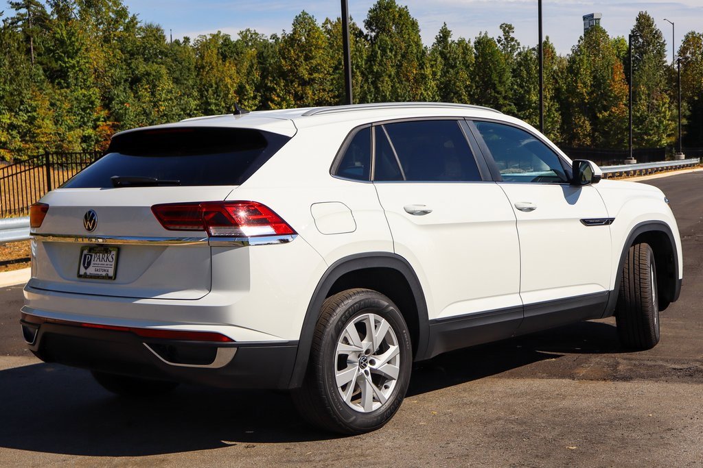 2020 Volkswagen Atlas Cross Sport photo 2
