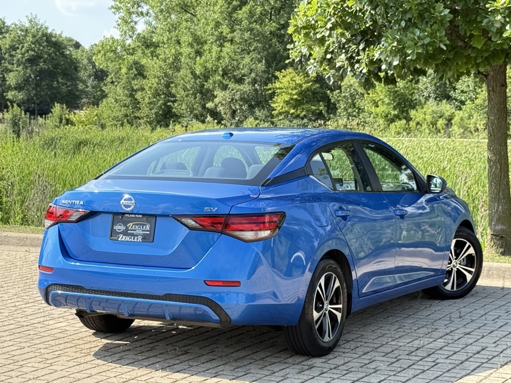 2022 Nissan Sentra SV photo 6