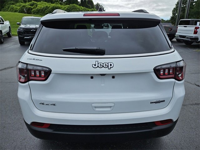 2022 Jeep Compass Latitude photo 6