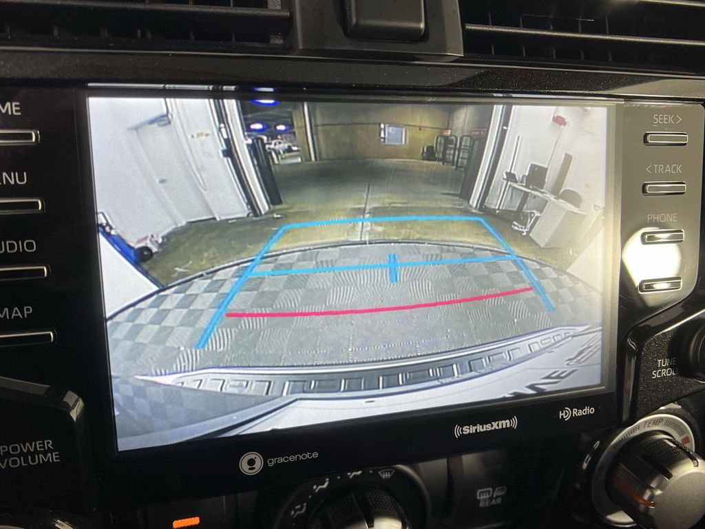 2024 Toyota 4Runner TRD Off-Road Premium photo 4