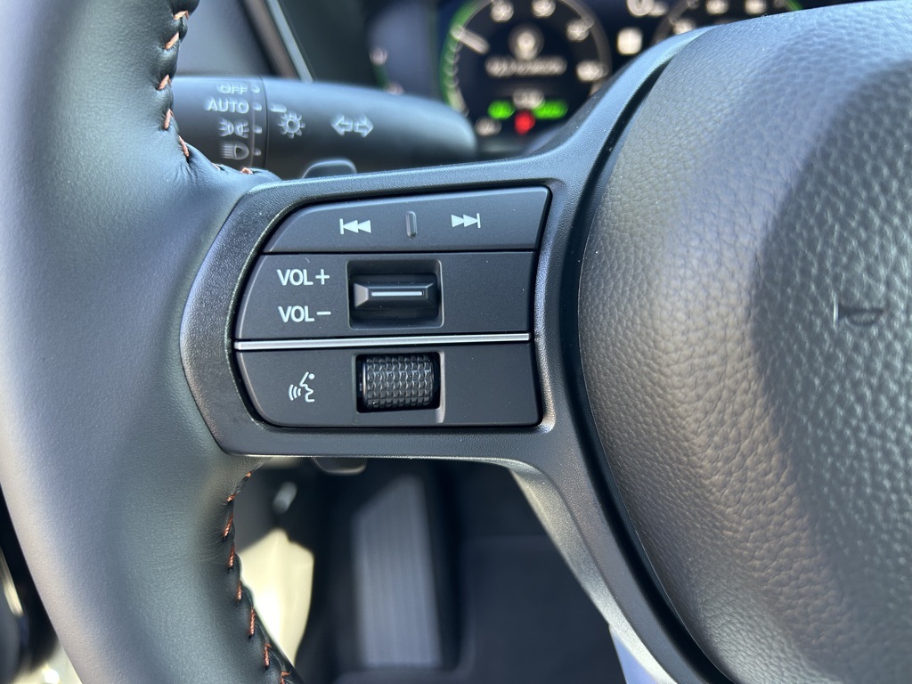 2026 Honda CR-V Hybrid Sport-L photo 13