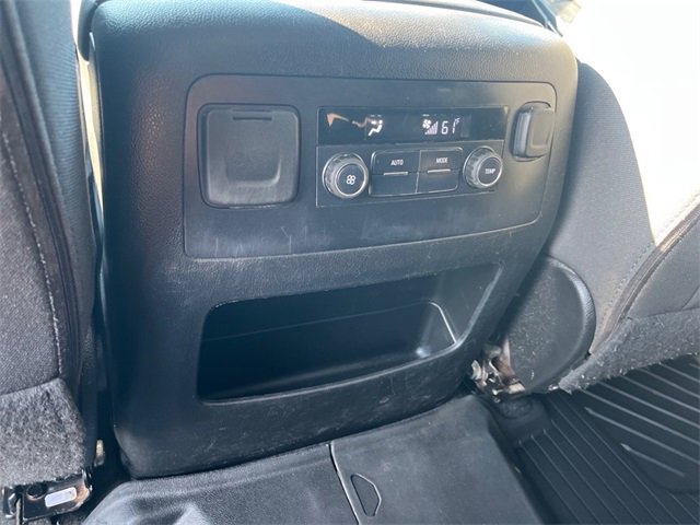 2020 Gmc Yukon SLE photo 23