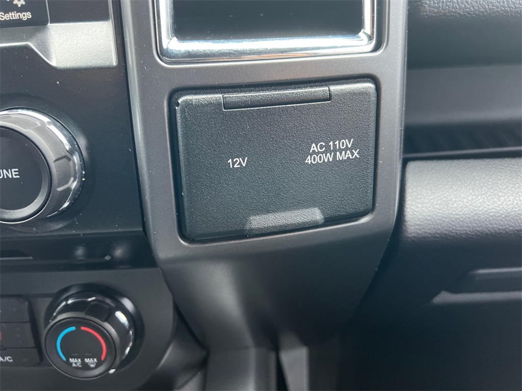 2016 Ford F-150 photo 24