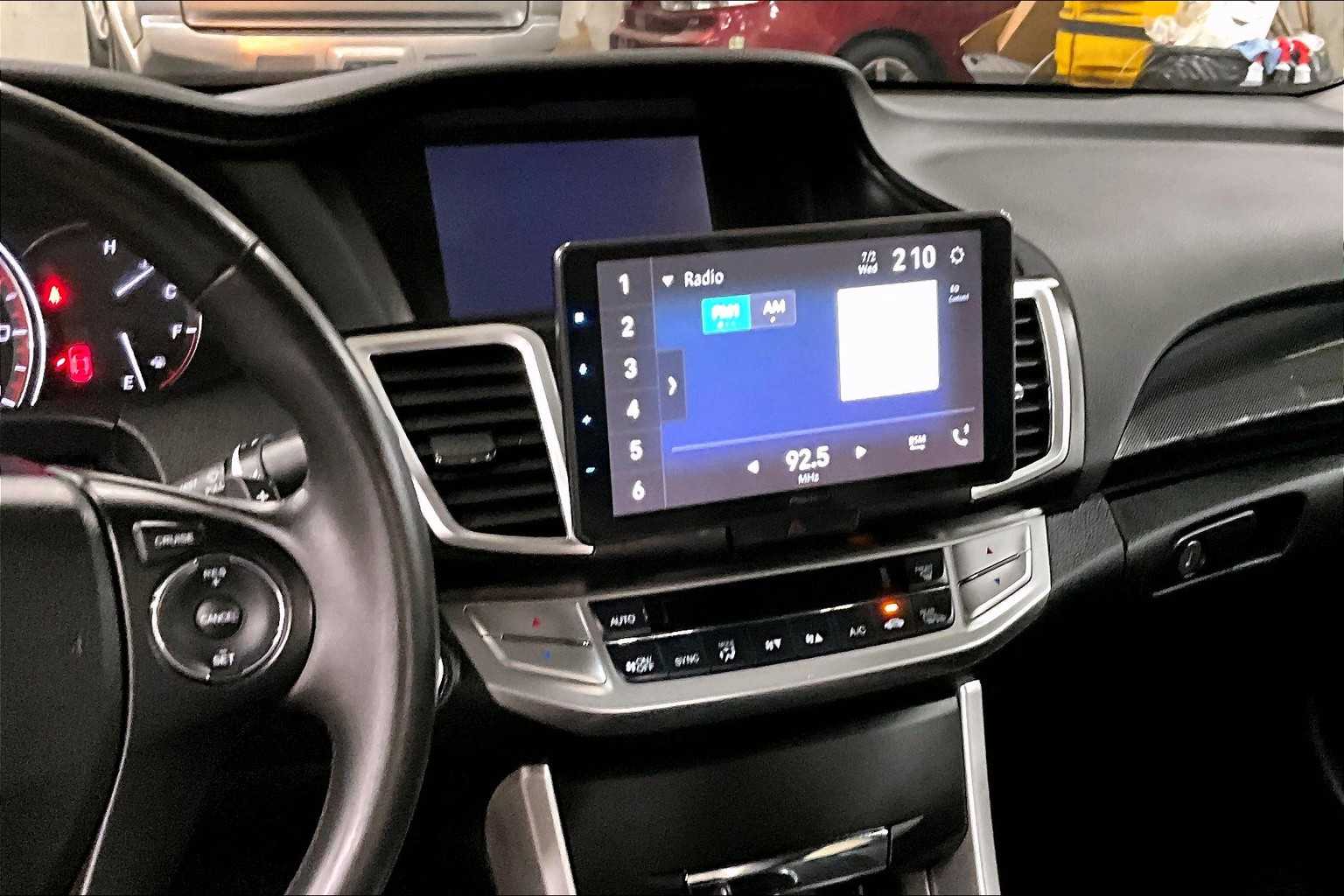 2015 Honda Accord EX-L photo 6
