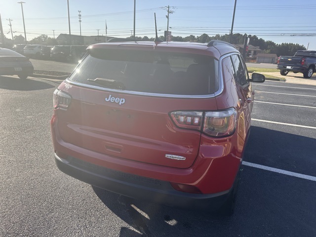 2019 Jeep Compass Latitude photo 4