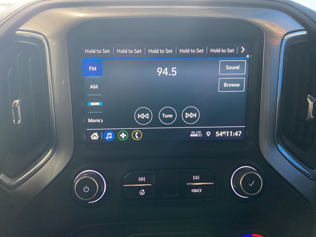 2022 Chevrolet Silverado 1500 RST photo 2