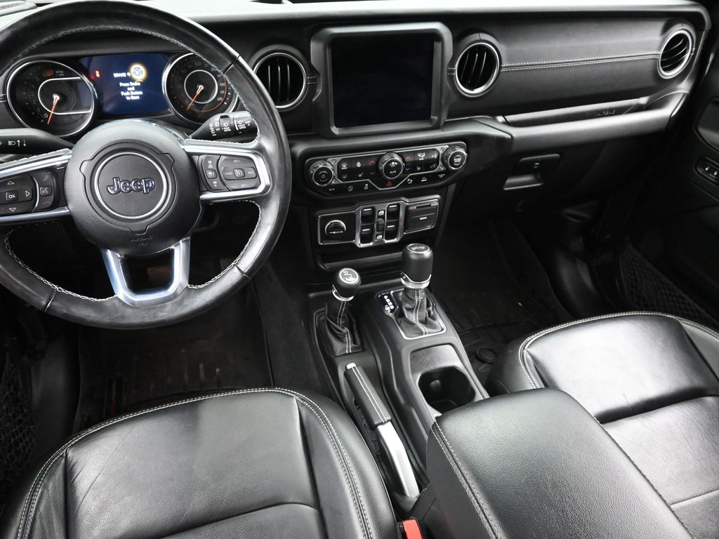 2021 Jeep Wrangler Unlimited Sahara photo 10