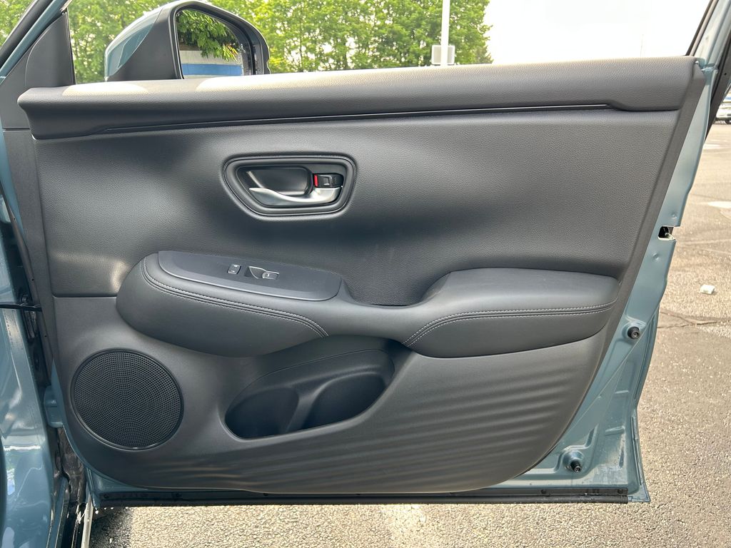 2026 Honda HR-V EX-L photo 25