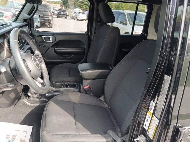 2018 Jeep Wrangler Unlimited Sport S photo 22