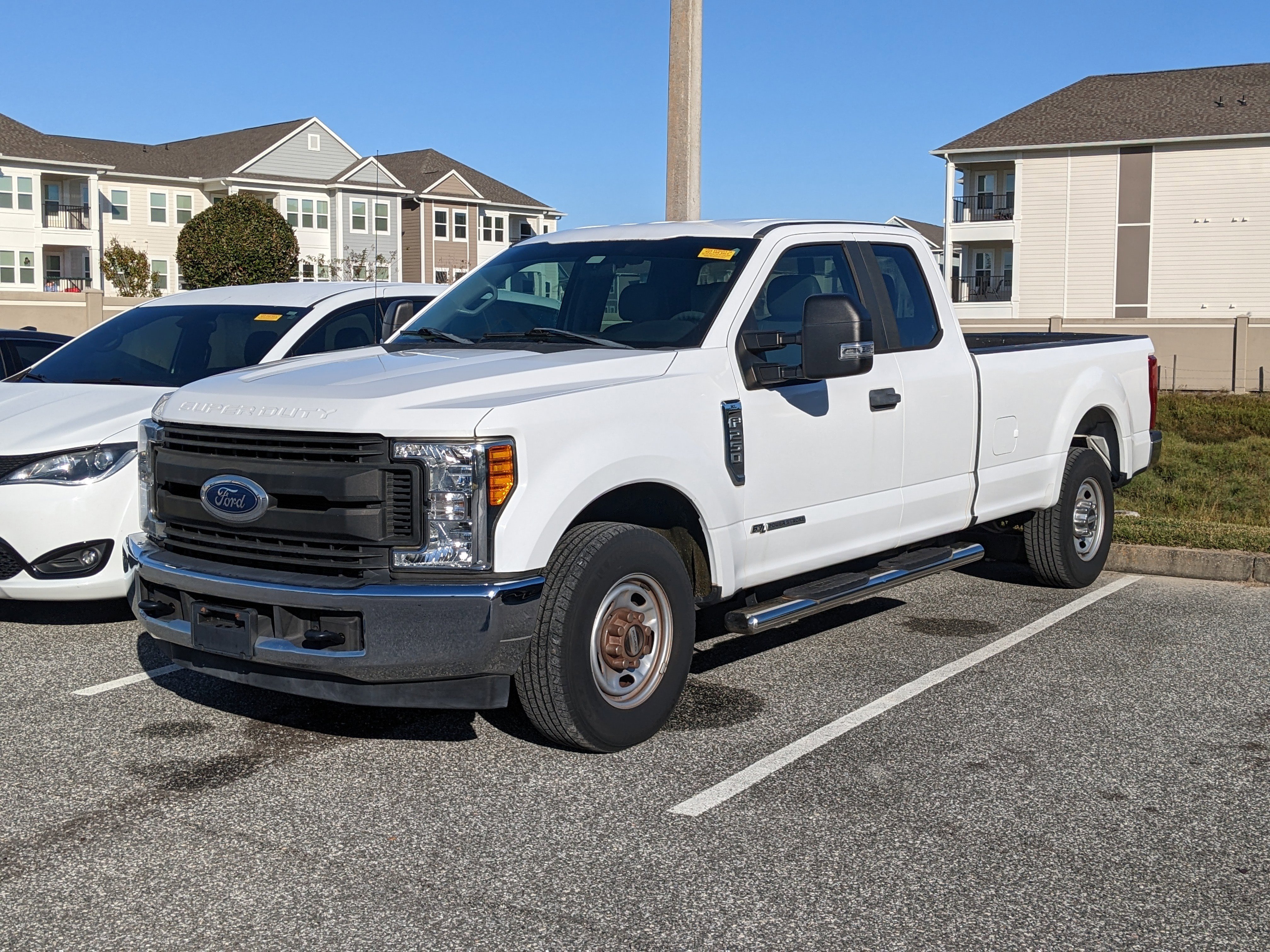 2017 Ford F-250 Super Duty XL's photo