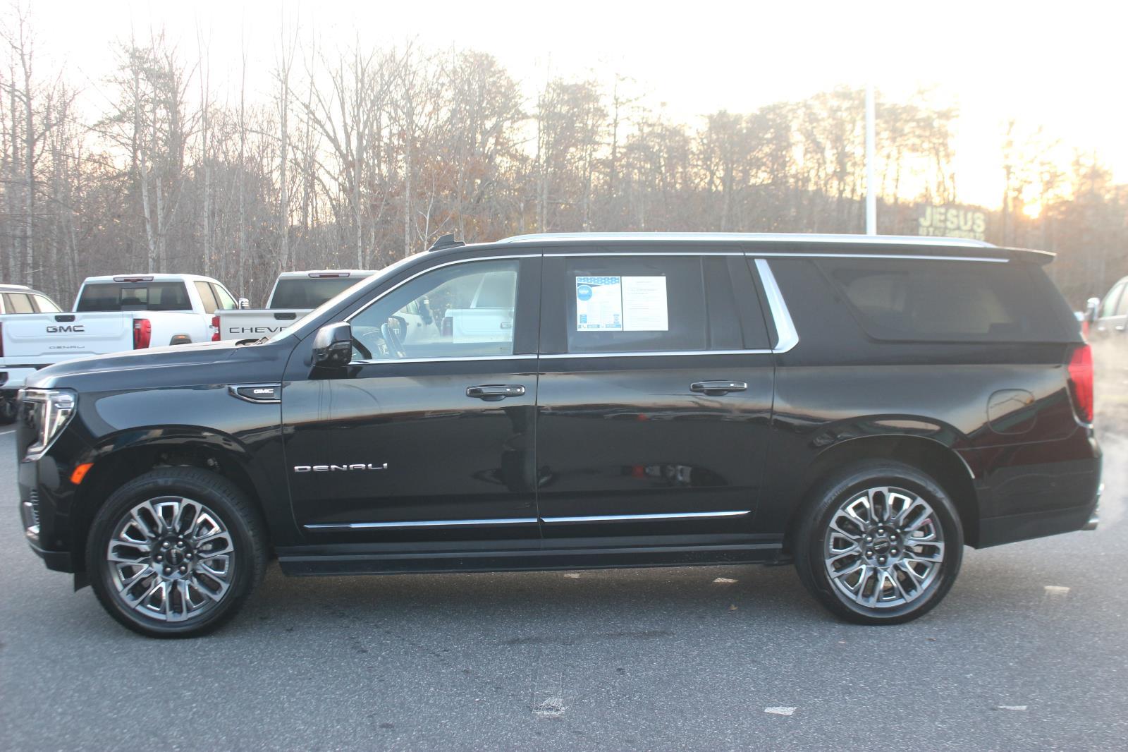 2024 Gmc Yukon XL Denali Ultimate photo 4