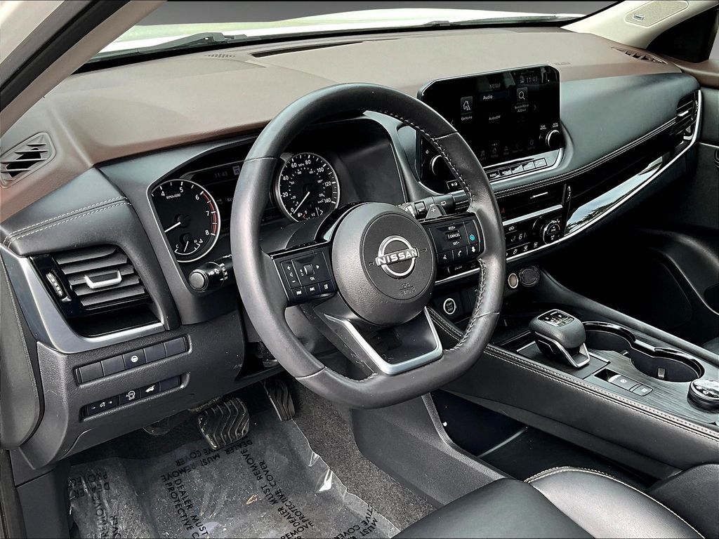 2023 Nissan Rogue SL photo 13