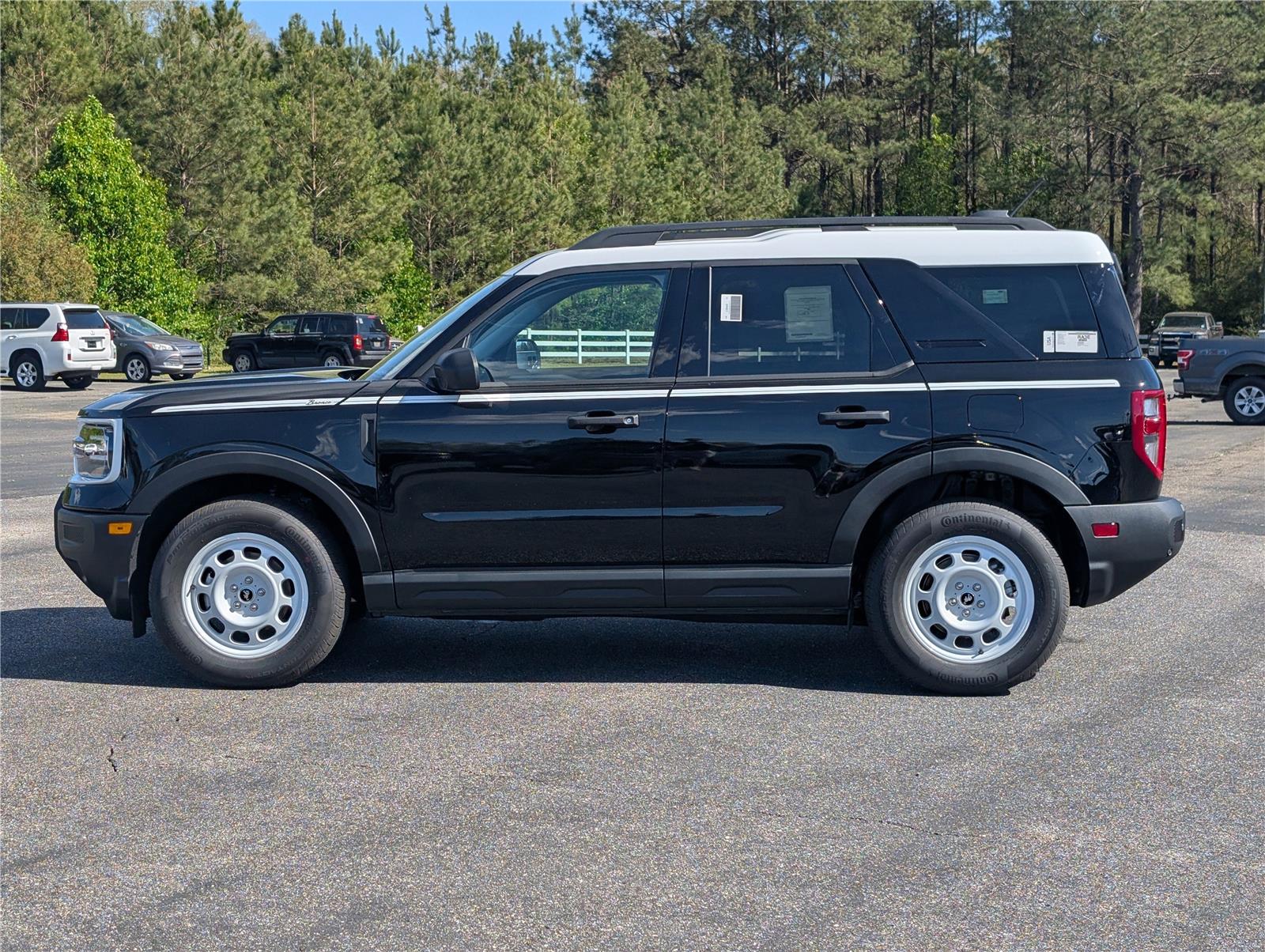 2025 Ford Bronco Sport Heritage photo 2
