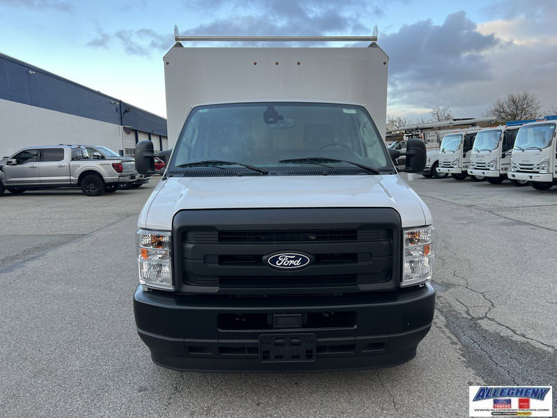 2026 Ford E-350 Base photo 3