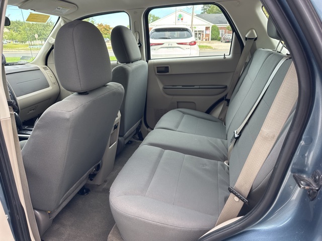 2011 Ford Escape XLS photo 12