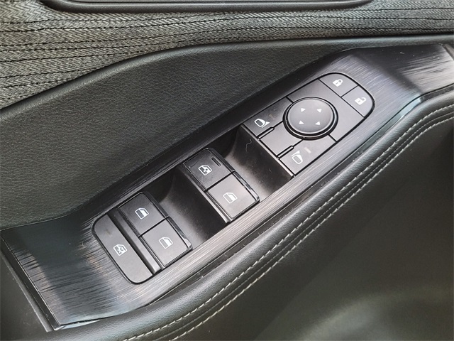 2022 Nissan Rogue SV photo 31