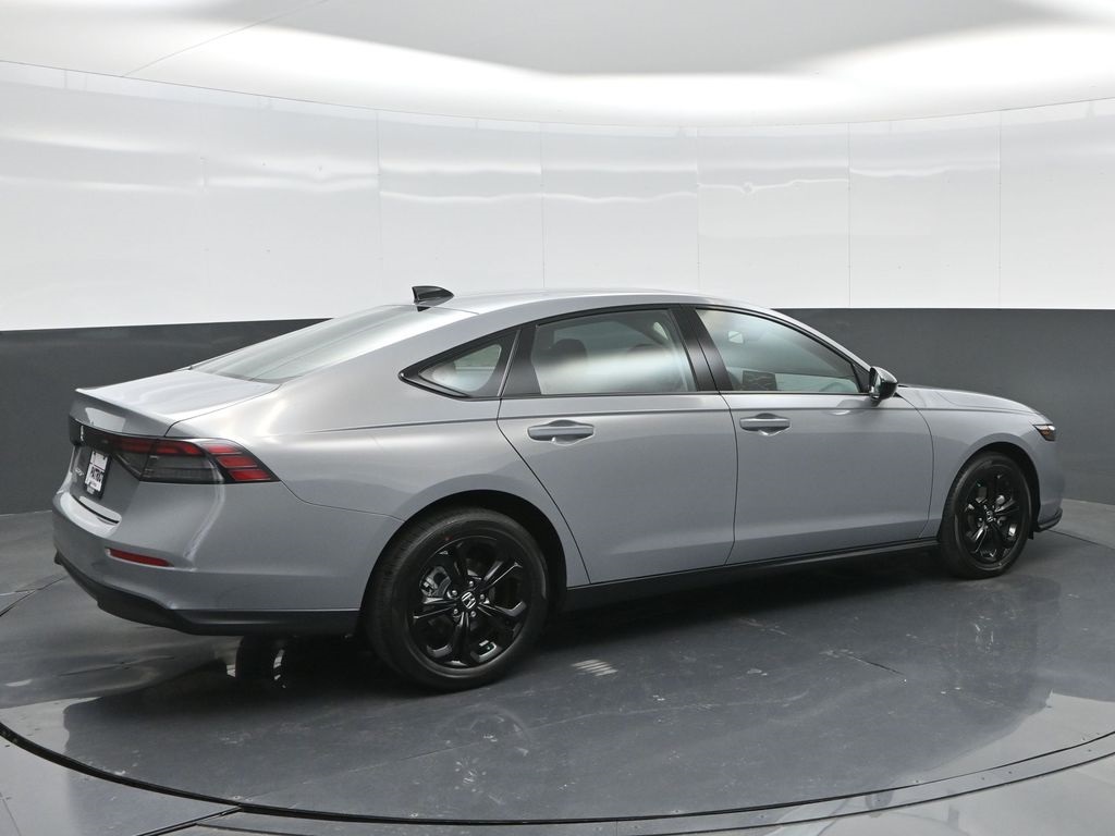 2025 Honda Accord 1.5T SE photo 3