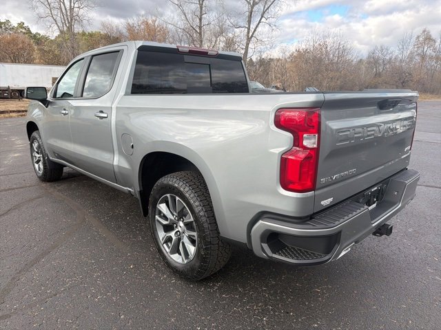 2026 Chevrolet Silverado 1500 RST photo 4