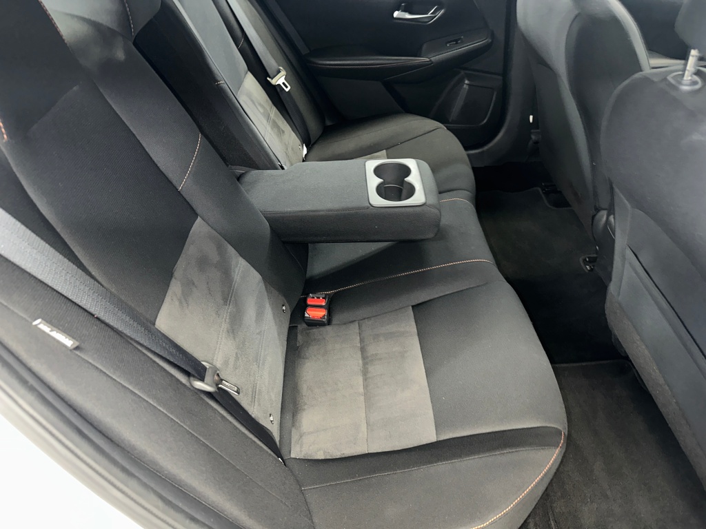 2022 Nissan Sentra SR photo 21
