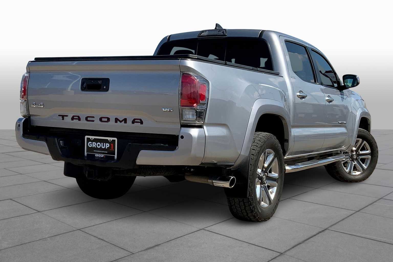 2016 Toyota Tacoma Limited 4x4 Double Cab V6 photo 12