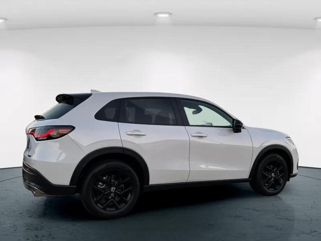 2025 Honda HR-V Sport photo 7