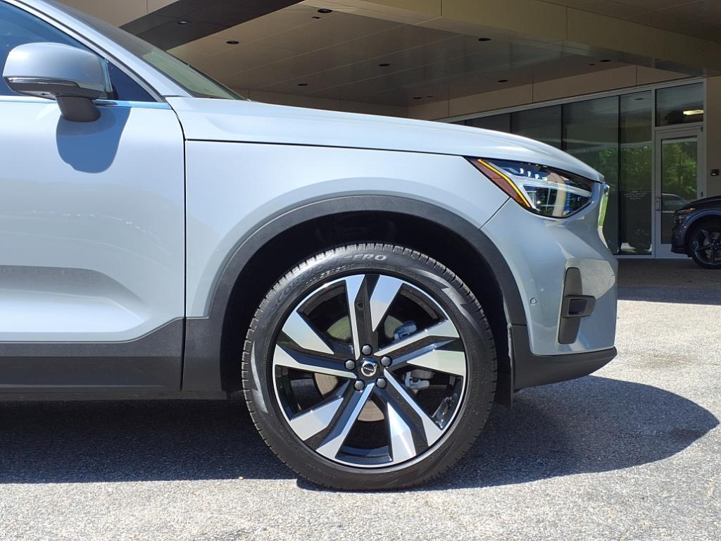 2024 Volvo XC40 Ultimate photo 6