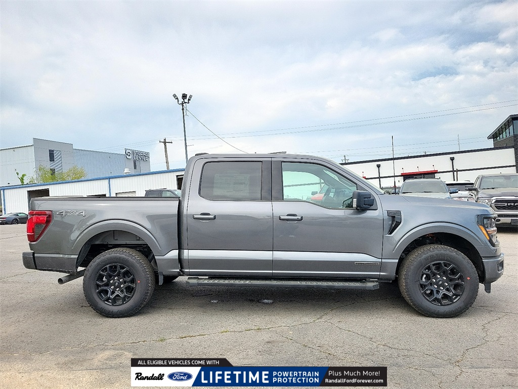 2025 Ford F-150 XLT photo 6