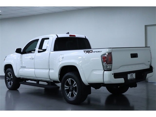2019 Toyota Tacoma SR5 photo 6