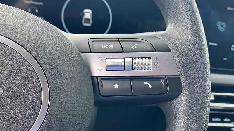 2025 Hyundai Santa Cruz SEL photo 42