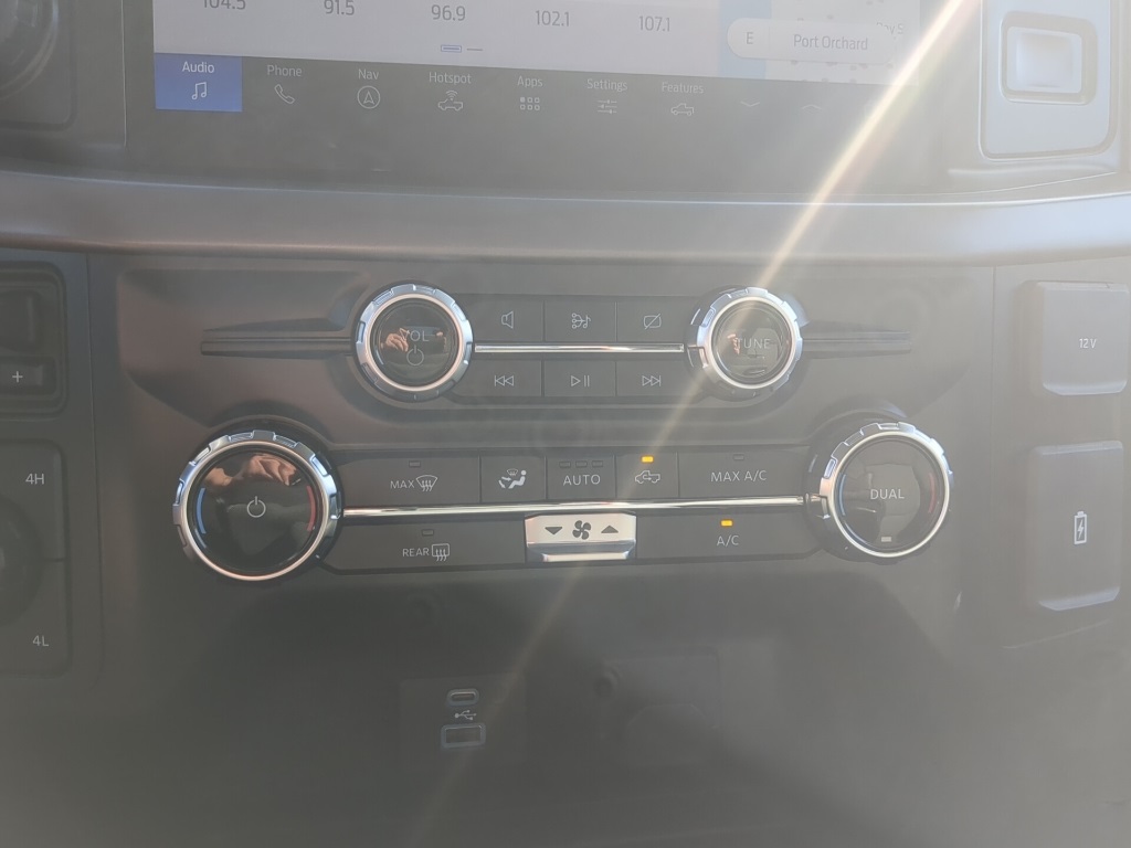 2024 Ford F-150 XLT photo 5