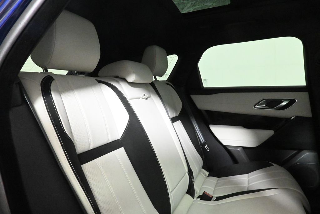 2023 Land Rover Range Rover Velar R-Dynamic S photo 35