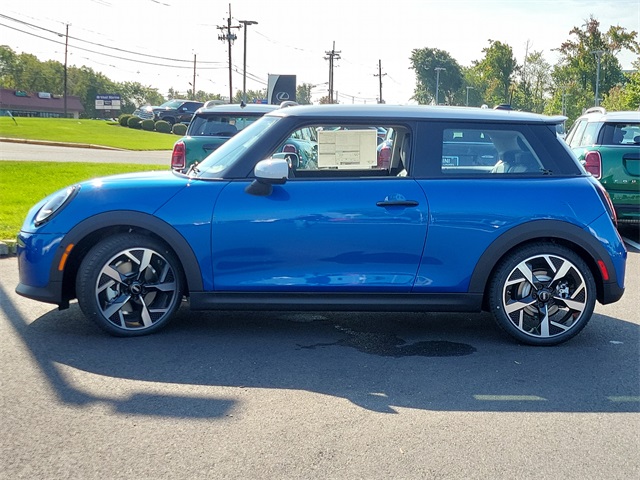 2025 Mini Cooper 2 Door Hardtop S photo 4