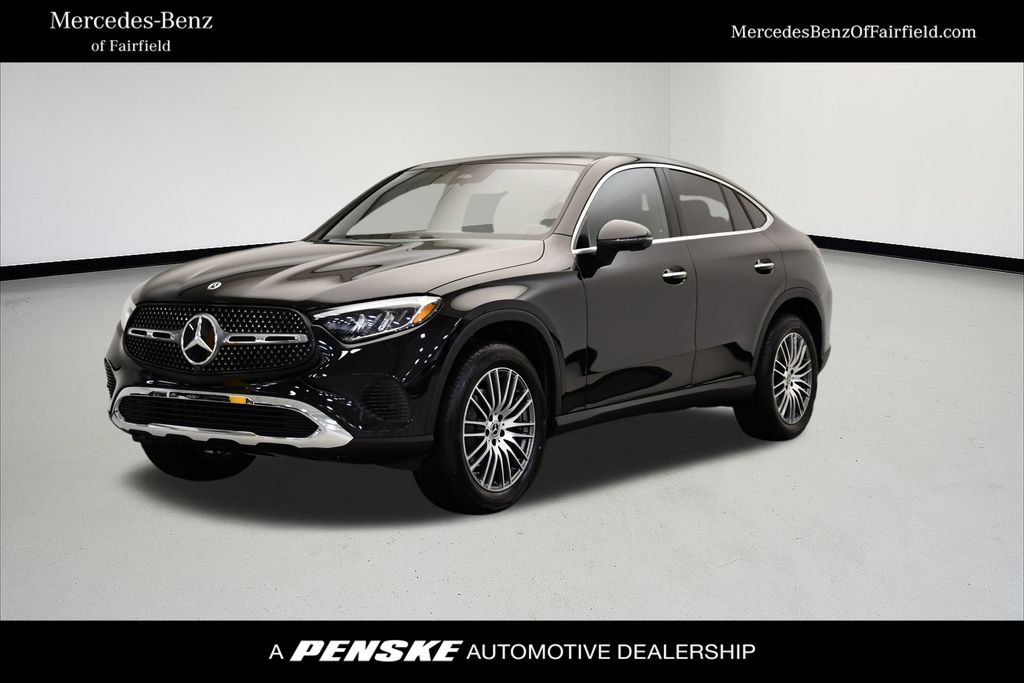 2026 Mercedes-Benz GLC Coupe GLC 300's photo